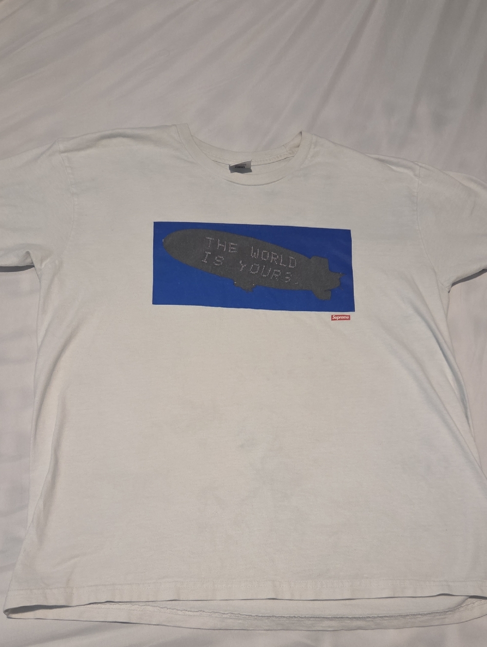 Supreme Fw17 Blimp Tee Size Xl Highly Sought